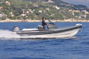 Lomac Yamaha sport boat
