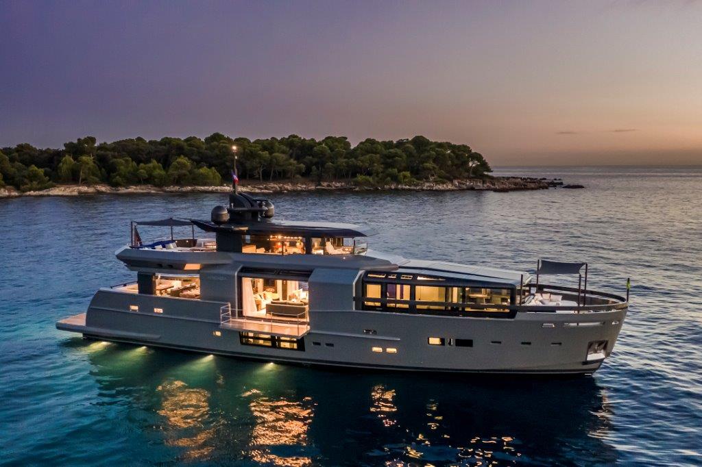 arcadia yacht